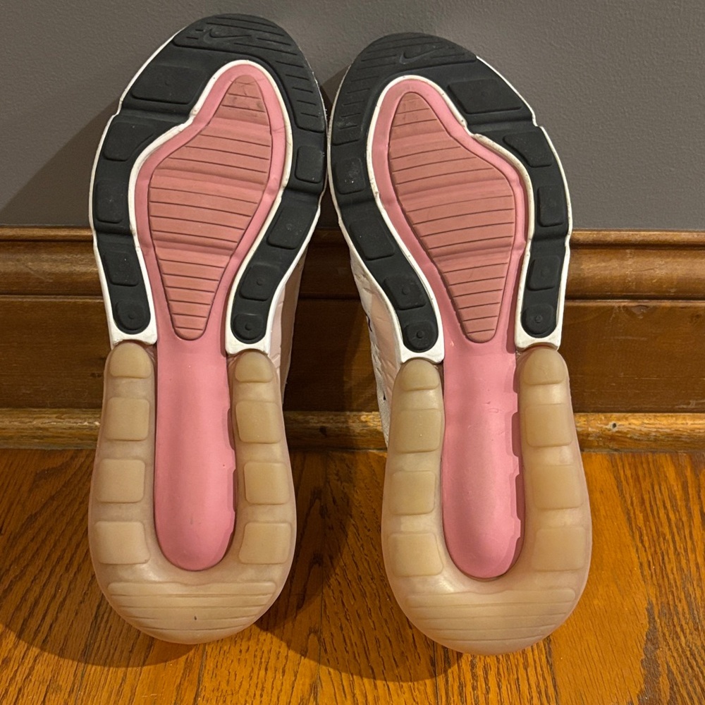Nike Women's Sneakers in Cream and Pink - Picture 3 of 4